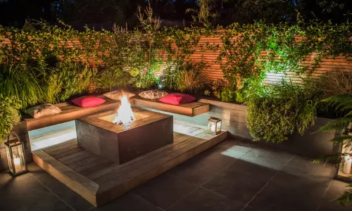The cost of installing outdoor pot lights